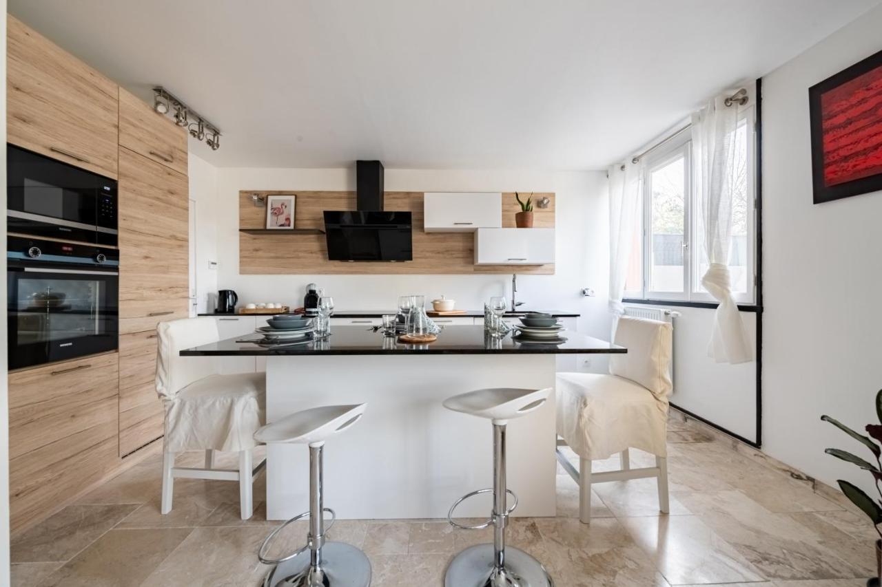 L'Impressionniste Villa ปองตัวส์ ภายนอก รูปภาพ